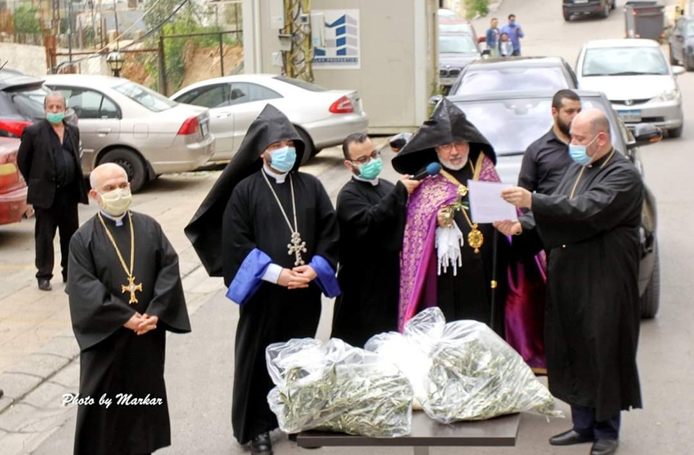 Շաբթուան Խոկում. Եկեղեցին` Ժողովուրդին Ընդառաջ