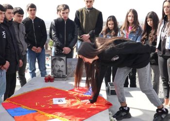 Խոստման Արարողութիւն` Եռաբլուրի Մէջ. «Սուգը Պէտք Է Վերածենք Պայքարի» Կ՛ըսէ Յովսէփ Տէր Գէորգեան