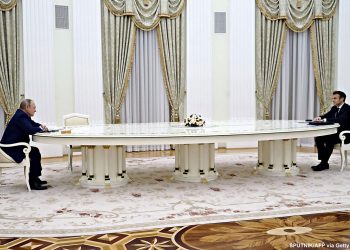 Փութինի Հետ Հանդիպումի Ընթացքին. «Ռուսիոյ Հետ Երկխօսութիւնը Պիտի Արտօնէ Եւրոպայի Մէջ Անվտանգութիւնը Երաշխաւորել» Կ՛ըսէ Մաքրոն