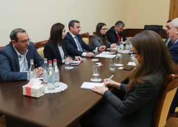 Իշխան Սաղաթէլեան Ընդունեց Եւրոպական Խորհրդարանի Պատգամաւորները