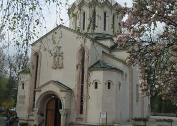 Ուքրանահայ Գաղթականներ Հասած Են Ժընեւ