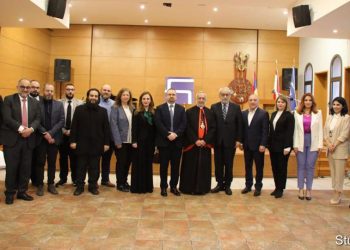 Ռաֆայէլ Պետրոս ԻԱ. Կաթողիկոս Պատրիարքի Հովուապետական Եւ Զօրակցական Այցելութիւնը Համազգայինի «Լեւոն Շանթ» Մշակութային Կեդրոն