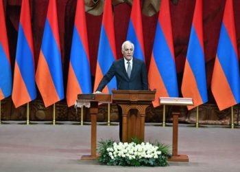 Վահագն Խաչատուրեանը Ստանձնեց Հայաստանի Հանրապետութեան Նախագահի Պաշտօնը
