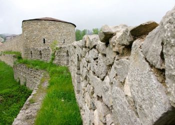 Արցախ` Հայկական Ինքնութեան  Պաշտպանութեան Միջնաբերդ.  Աղա Մոհամէտ Խանի Արշաւանքը Դէպի Երեւան Եւ Շուշի