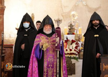 «Եկէք, Թաղենք Մեր Մեղքերը Եւ Մօտենանք Աստուծոյ» Արամ Ա. Վեհափառ Հայրապետ
