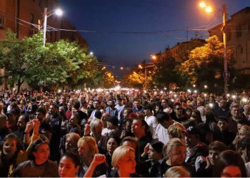 «Դիմադրութեան» Շարժումի Բողոքի Քայլերը  Հետզհետէ Աւելի Թափ Կը Ստանան Ոստիկանութիւնը  Անհամաչափ Ուժ Կը Կիրարկէ Ցուցարարներուն Նկատմամբ