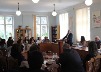 Հայրենի Կեանք