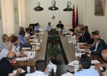 15 Ուժեր Զօրակցութիւն Կը Յայտնեն  Խորհրդարանական Ընդդիմութեան Յայտարարութեան