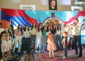 Գաղութէ-Գաղութ