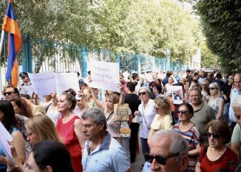 «Դիմադրութիւն» Շարժման Բողոքի Ցոյցը`  Ի Պաշտպանութիւն Քաղաքական Բանտարկեալներուն