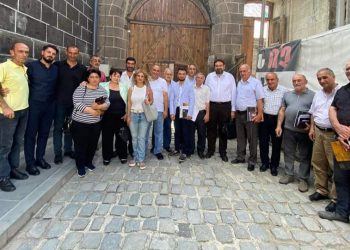 Հայրենի Կեանք