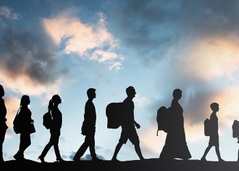 Երբ Մարդիկ Կը Լքեն Իրենց Տուներն Ու Հայրենիքը