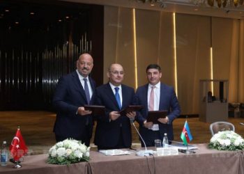Վրաստանը, Թուրքիան Եւ Ազրպէյճանը  Պաքու-Թիֆլիս-Կարս Երկաթուղիի Նախագիծի  Ծիրին Մէջ Նոր Համաձայնագիր Ստորագրած Են