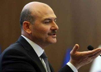 «Ազեզի Մէջ Թրքական Դրօշը Հրկիզած Երկու Անձեր Ձերբակալուեցան» Կ՛ըսէ Սէօյլու