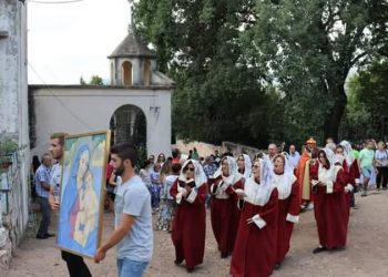 Գաղութէ Գաղութ