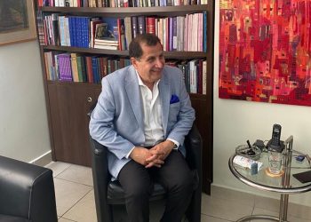 Վարուժան Լափոյեան այցելեց «Ազդակ»