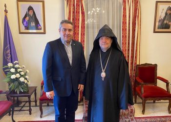 Գաղութէ – Գաղութ