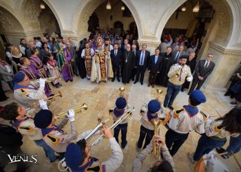 Գաղութէ – Գաղութ