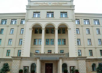 Ազրպէյճանը Ռուսիոյ Պաշտպանութեան Նախարարութենէն Կը Պահանջէ Չգործածել «Լեռնային Ղարաբաղ» Անուանումն Ու Հայկական Տեղանունները