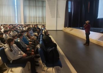 Ջիւան Աւետիսեանի «Դրախտի Դարպասը» Ժապաւէնը Ցուցադրուեցաւ Լիբանանահայ Հանրութեան Եւ Աշակերտութեան