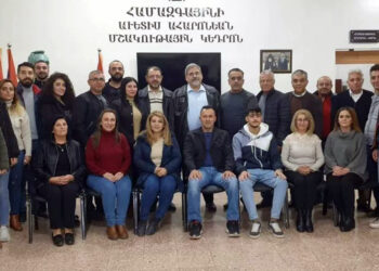 Գաղութէ Գաղութ