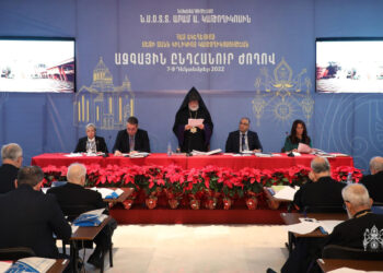 Մեծի Տանն Կիլիկիոյ Կաթողիկոսութեան Ազգային Ընդհանուր Ժողովը Սկսաւ Իր Աշխատանքներուն