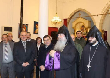 Գաղութէ Գաղութ