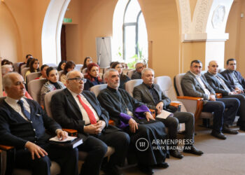 Հայրենի Կեանք