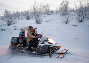 Ֆինլանտայի Մէջ. Ինչպէ՞ս Հիւսիսային Եղջերուներ Բուծող Դառնալ