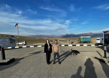 Հայաստանի Հանրապետութեան Մէջ Միացեալ Նահանգներու Նոր Նշանակուած Դեսպանը Այցելած Է Բերձորի Միջանցքի Սկզբնամաս