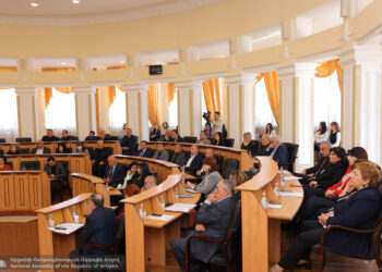 Արցախի Մէջ, Ռազմական Դրութեան Պարագային, Ազգային Ժողովը Նախագահ Պիտի Ընտրէ. Որոշումը Առաջին Ընթերցումով Ընդունուեցաւ