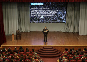 Հայրենի Կեանք