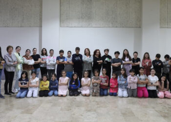 «Թումանեան` Երէկ Եւ Այսօր» Թատերախաղը Պիտի Ներկայացուի Նոր Սերունդին