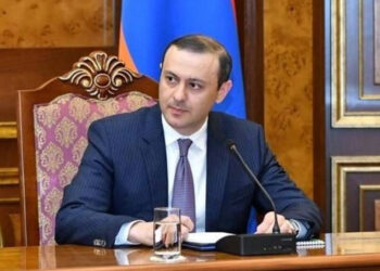 Արմէն Գրիգորեան  Կը Մեկնի Մոսկուա