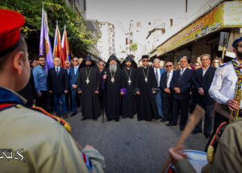 Գաղութէ – Գաղութ