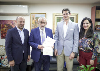 Ընդունելով Քաղաքացիական Մնայուն Խաղաղութեան Պատուիրակութիւնը`  Երեսփոխան Յակոբ Բագրատունի Ընդգծեց Քաղաքապետութեանց Գործունէութիւնը Աշխուժացնող Երկու Օրինագիծերու Կարեւորութիւնը