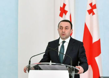 Ղարիպաշվիլի. «Պաքուի Եւ Երեւանի Միջեւ  Խաղաղութեան Բանակցութիւնները  Կը Բխին Շրջանի Շահերէն»