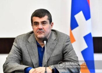 Մոսկուայի Բանակցութիւններուն Ընդառաջ Ստեփանակերտը Կը Պահանջէ Անյապաղ Վերացնել Պաշարումը