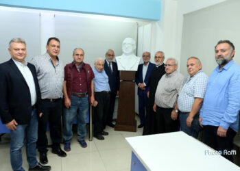 «Ազդակ»-ի Մէջ Սարգիս Զէյթլեանի Կիսանդրիի Բացում Եւ Խմբագրասենեակի Անուանակոչում