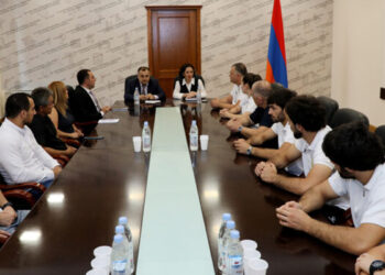 Նախարար Ժաննա Անդրէասեան Ընդունեց ԱՊՀ-ի Եւ Ֆրանսախօս Երկիրներու Խաղերուն Մետալակիր Մարզիկները
