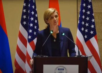 Փաուըր. «Լեռնային Ղարաբաղի Մէջ Պէտք Է Միջազգային Ներկայութիւն Ըլլայ»