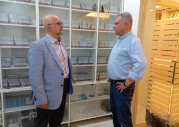 Դոկտ․ Ռազմիկ Փանոսեան Այցելեց «Ազդակ»