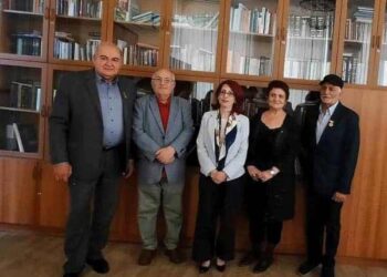 Հայրենի Կեանք