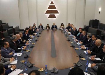 Սայֆիի Մէջ.   Փաղանգաւոր Եւ Ընկերվար Յառաջդիմական  Կուսակցութիւններու Ընդարձակ Հանդիպում