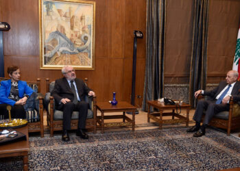 Պըրրի Կիպրոսի Գաղտնի Սպասարկութեան Պետին Հետ Քննարկեց Իրադարձութիւնները