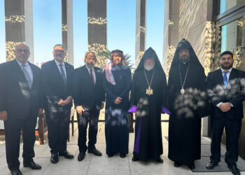 Արամ Ա. Կաթողիկոս Հանդիպում Ունեցաւ Քաթարի Վարչապետին Հետ