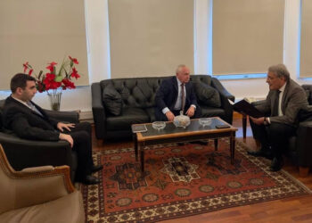 Դեսպան Աթաբէկեան Խուրիի Հետ Քննարկեց  Երկկողմանի Յարաբերութիւնները