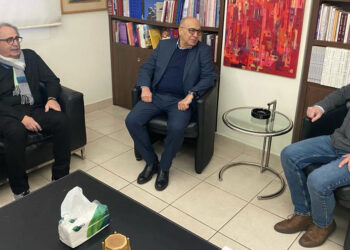Փրոֆ․ Սուրէն Դանիէլեան Այցելեց «Ազդակ»