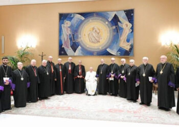 Ֆրանչիսկոս Պապը` Հայ Կաթողիկէ  Եկեղեցւոյ Եպիսկոպոսներուն.  «Դուք Վկաներն Էք Քրիստոսի Այն Լոյսին,  Որ Սուրբ Գրիգոր Լուսաւորիչ Բերաւ Հայ Ժողովուրդին»