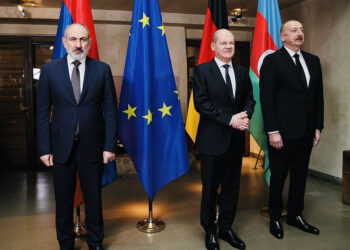 Կնքահայրը Հիմա Շոլցն Է…